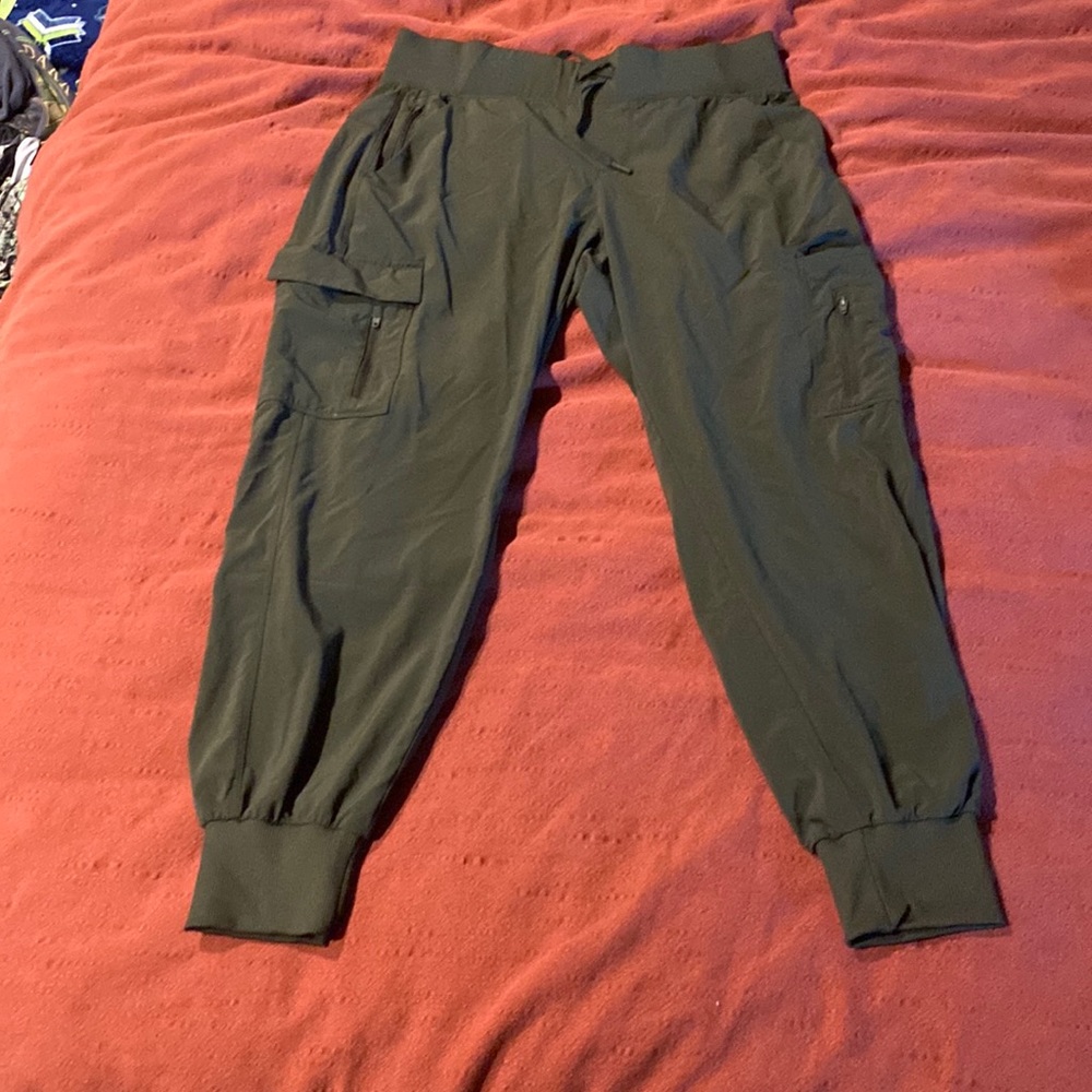 Work out joggers green